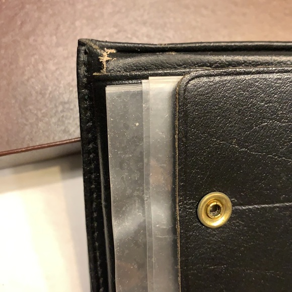 SALE!!! Winfield Classic  vintage Leather wallet bifold.  3 - Picture 8 of 13